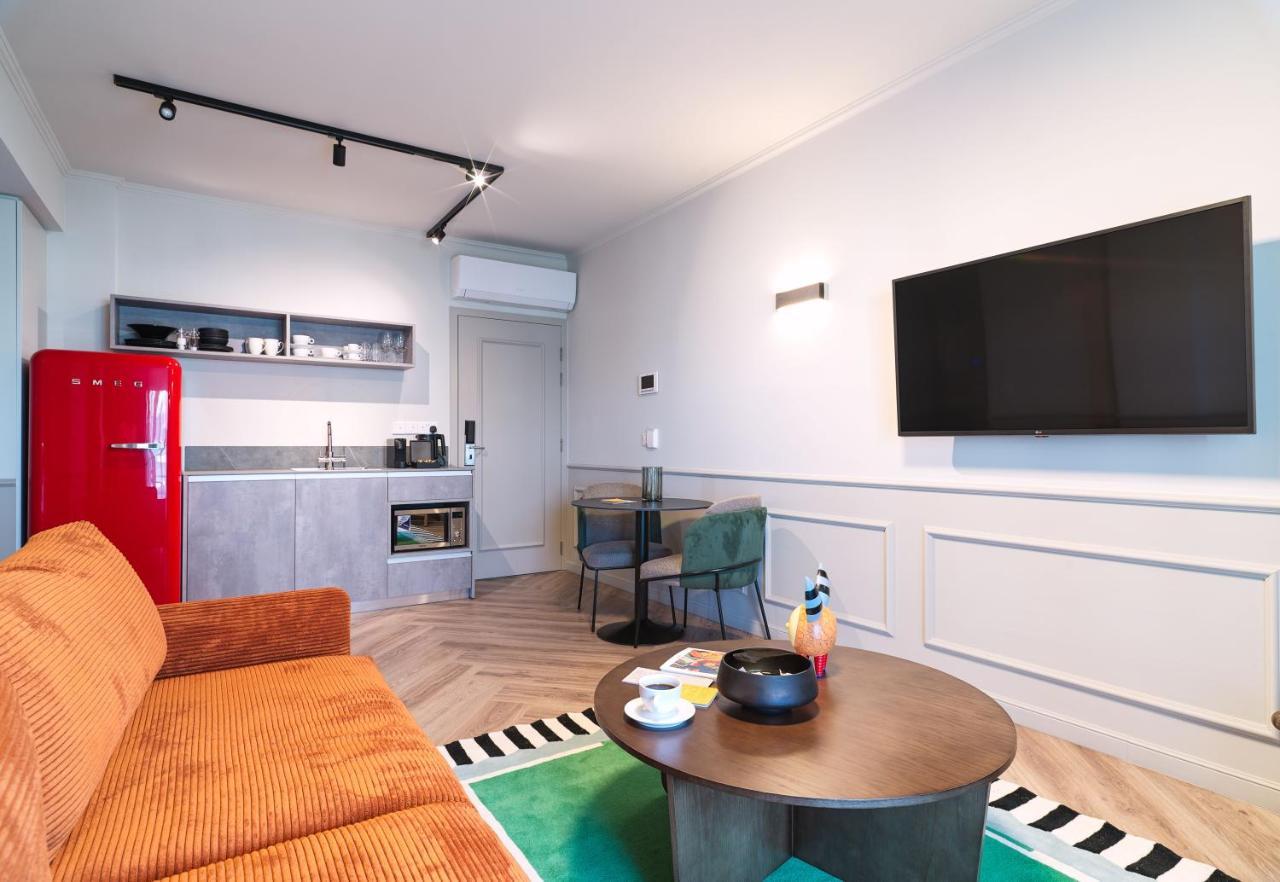 Liv The City Suites Adults Only Lárnaca Exterior foto